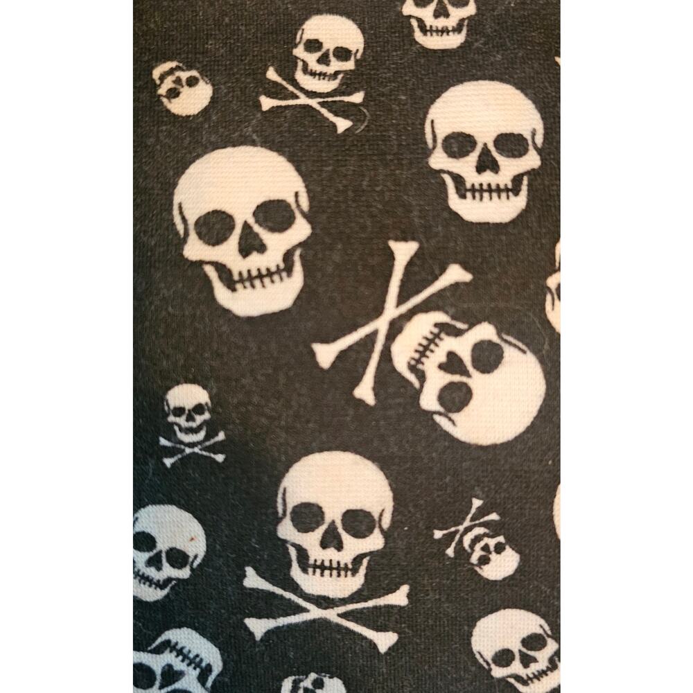NWT Hot Topic Skull Mini Skirt Sz M Black White Goth Halloween Punk Pockets Y2K